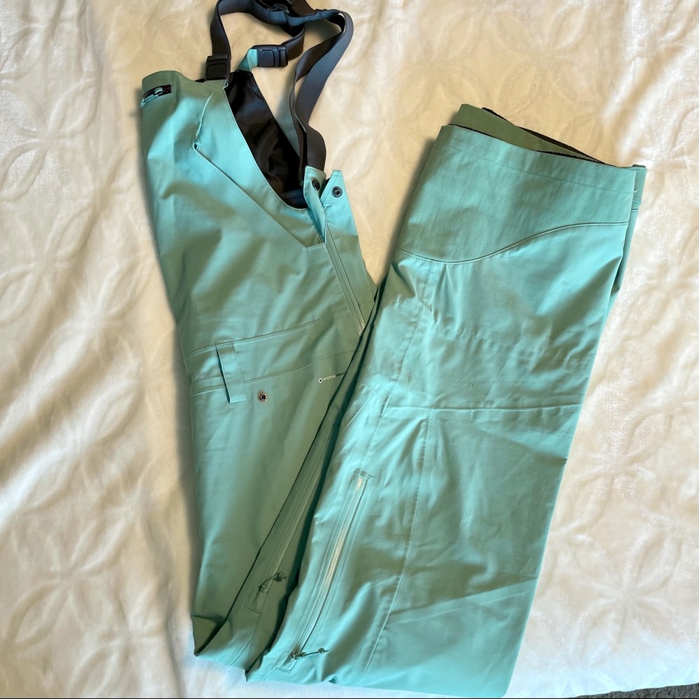 Women’s Flylow Foxy bibs. Size XL